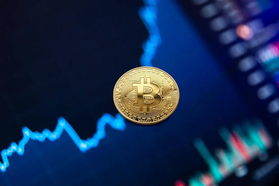 Bitcoin’s Sky-High Dreams: From $112K to $1 Million – Is the Moon Next?